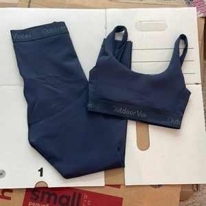 Outdoor voices smooth set (bra and leggings)